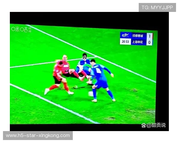 申花突破在边路持续爆发 申花突破在边路持续爆发